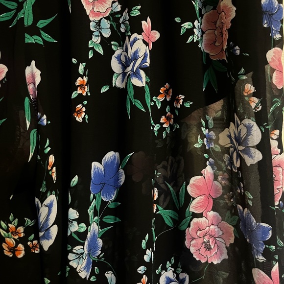 Straight leg sheer floral pants - Picture 6 of 6